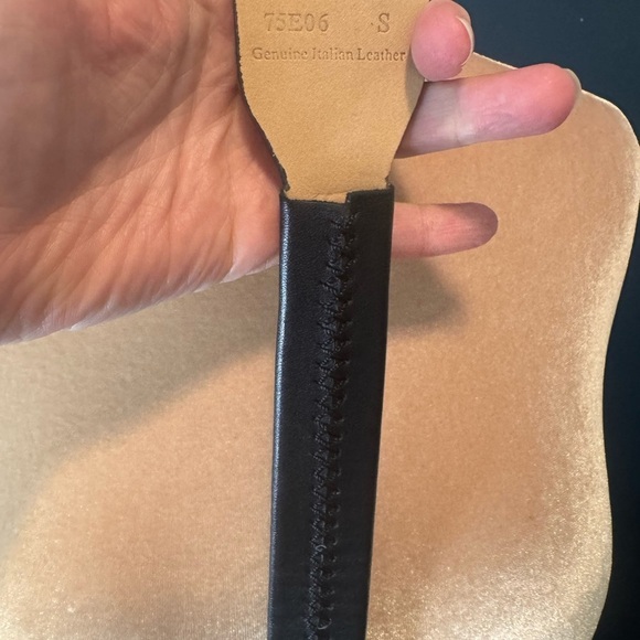 Worth Leather Black and White Belt - Picture 8 of 9